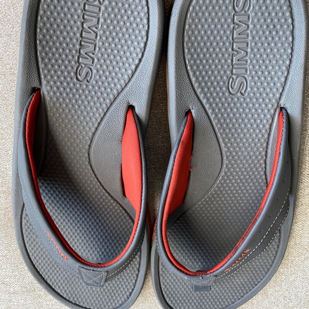 Simms Flip Flops - Picture 3 of 4